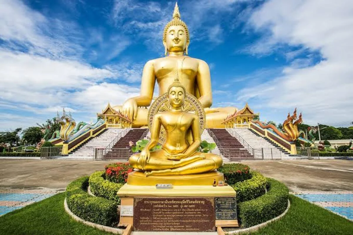 تمثال بوذا العظيم (Great Buddha)