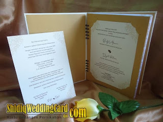 http://www.shidiqweddingcard.com/2013/11/hardcover-harco-sdk-souvenir-buku_7.html