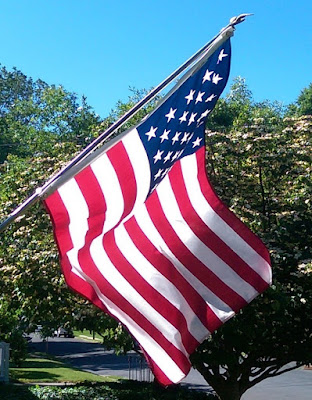 https://en.wikipedia.org/wiki/Flag_Day_(United_States)