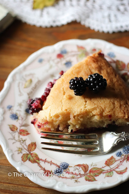 Crustless Blackberry Pie