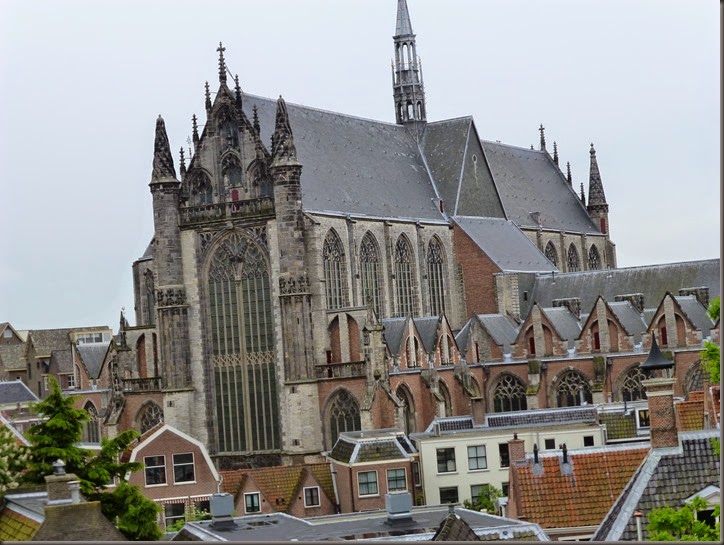 Leiden-14 367