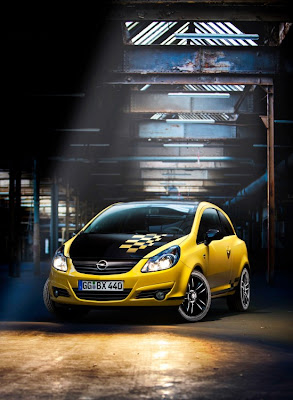 2011-Opel-Corsa-Custom-Airbrush-Front