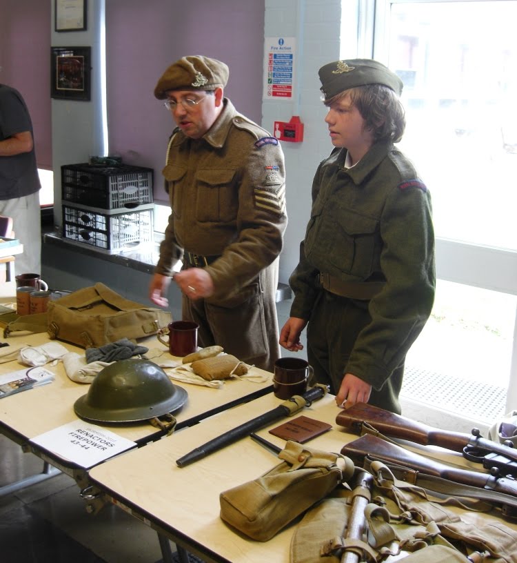 world war 1 soldiers equipment. World War 1 Soldiers Equipment