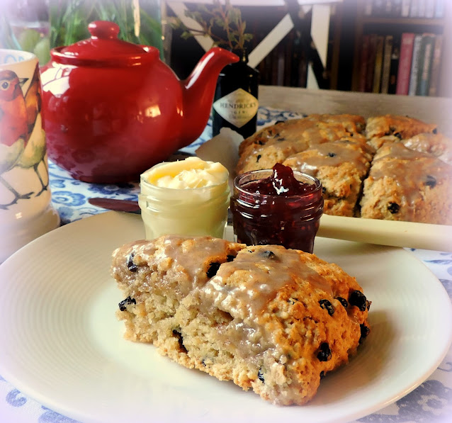 Oaty Cinnamon Scones