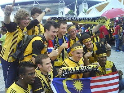 Am'z CamPro: Warna-Warni Perlawanan Malaysia Arsenal Liverpool
