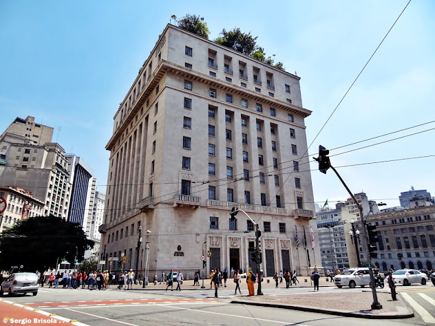 Fachada e lateral do Edifício Matarazzo - Prefeitura de São Paulo - Centro