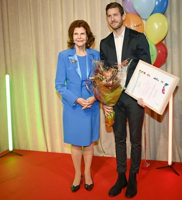 Queen Silvia presented award to youth after-school leader Andreas Carlson