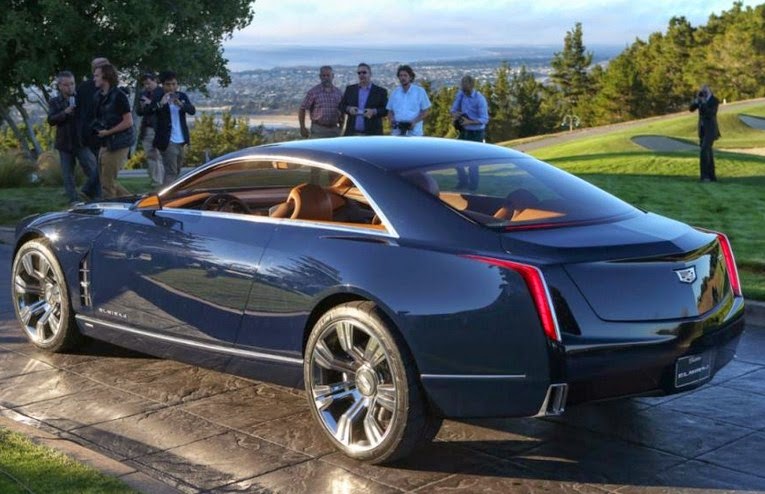 2016 Cadillac CT6 rear view