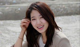 Foto Park Shin Hye Pemeran di Film &quot;Beauty Inside&quot;