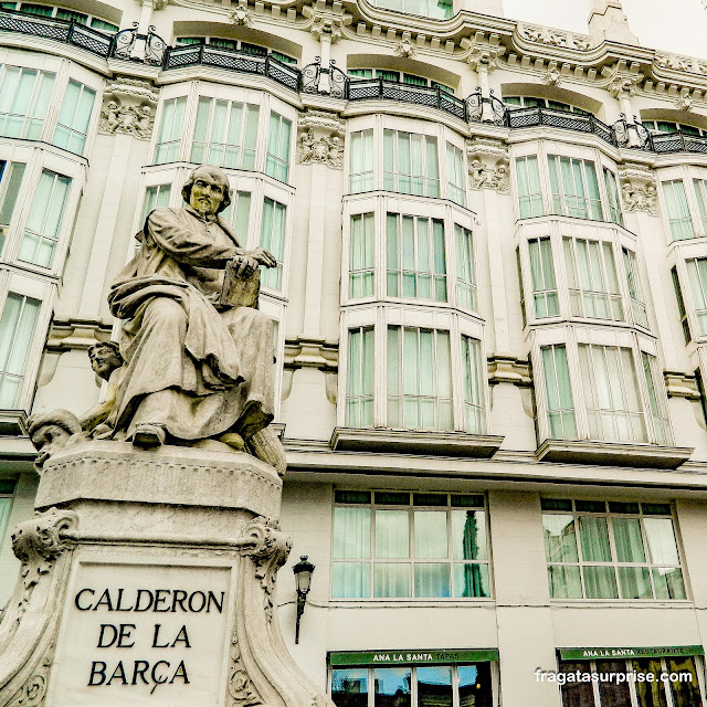 Monumento a Calderón de la Barca em Madri