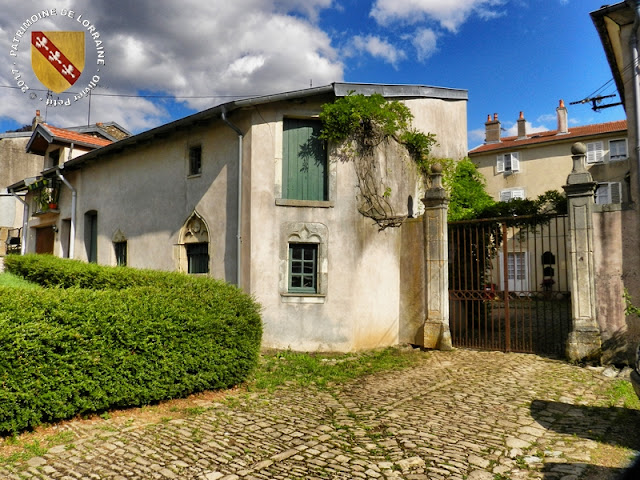 BOUXIERES-AUX-DAMES (54) - Demeure bourgeoise (XVe-XVIIe siècles)