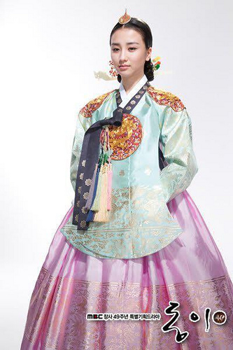 JNK Lovers Hanbok Kerajaan Wanita  