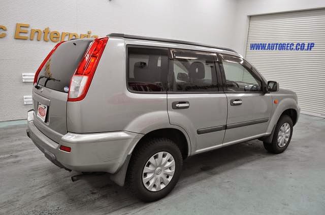 2002 Nissan X-trail 4WD for Uganda to Mombasa