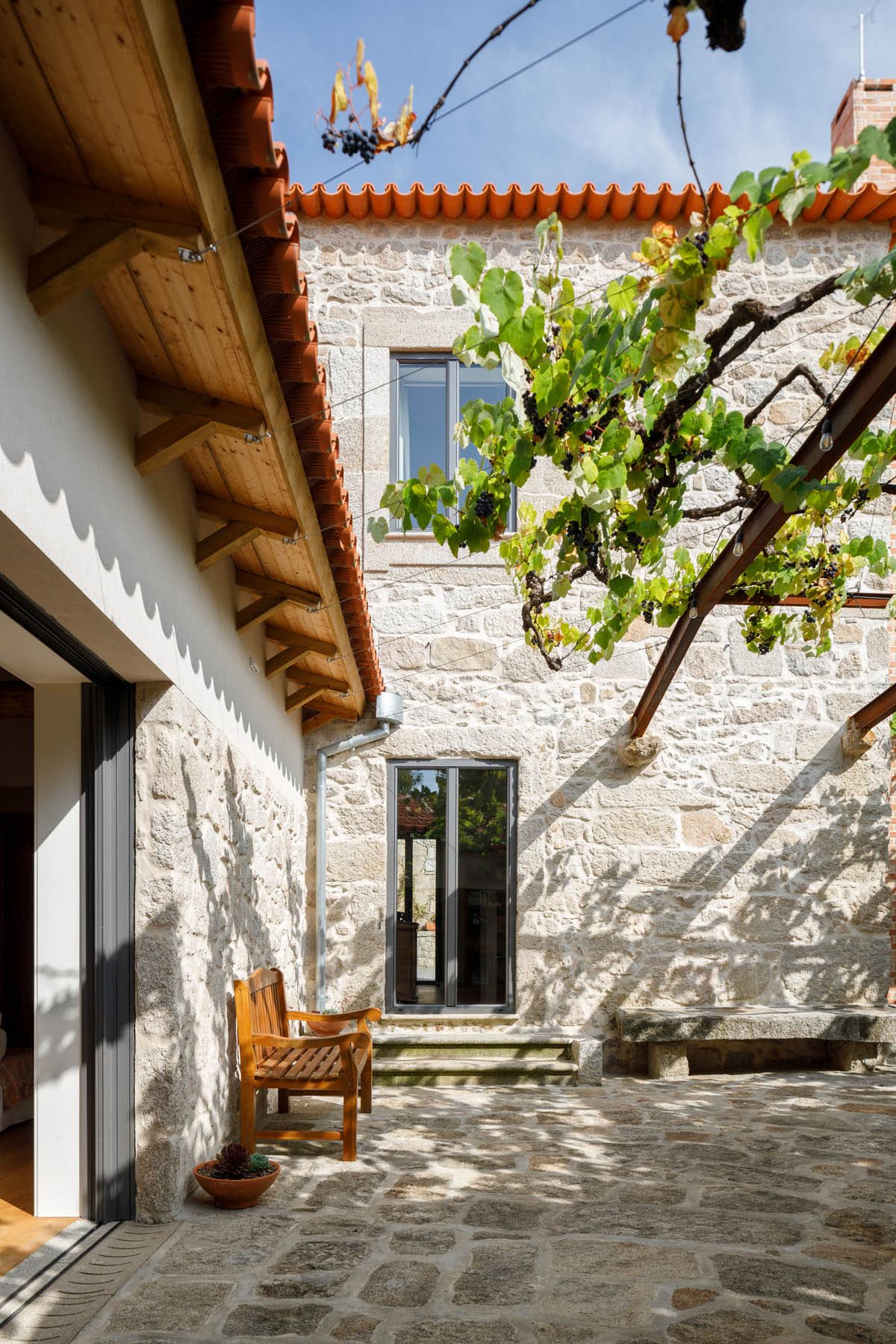 Casa da Calçada una rehabilitación con historia - Ren Ito