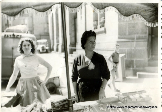 ancienne photo de marchandes, Le Puy 43.