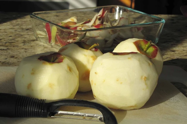 PEEL APPLES