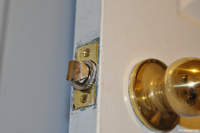 A really ugly door knob