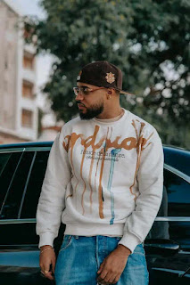 Já disponível na CHACUSSANGA-MUSIK para download mp3 free a nova música de Deejay Telio - Rata faça o seu download e desfrute da boa música.   Artista: Deejay Telio | Titulo: Rata   Gênero: Afro house | Formato: mp3   Ano De Lançamento: 2023