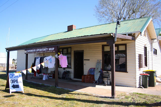 Carisbrook Log Gaol