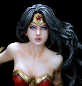 DC Comics Collection: Wonder Woman New Earth