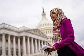 Tehran: The US House of Representatives impeached Ilhan Omar because she is a Muslim and a critic of Israel The Iranian Ministry of Foreign Affairs said that the removal of Democratic Representative Ilhan Omar from the US House of Representatives Foreign Affairs Committee was due to her being a "Muslim and a critic of Israeli apartheid."  Iran's Foreign Ministry said on Saturday that the removal of Democratic Representative Ilhan Omar from the US House of Representatives Foreign Affairs Committee was due to her being "a Muslim and a critic of Israeli apartheid."  Iranian Foreign Ministry spokesman Nasser Kanaani wrote in a tweet, "The tyrannical US Parliament's vote to dismiss Democratic Representative Ilhan Omar, a Muslim and black-skinned critic of the Israeli apartheid regime, from one of the House of Representatives committees is evidence of the extent of the American regime's commitment to the motto of women, life, Freedom! Who only uses an excuse to interfere in our internal affairs.”   On Thursday, the US House of Representatives voted to remove Muslim Representative Ilhan Omar from the House Foreign Affairs Committee.  And 218 Republican representatives supported the decision to remove Omar from the committee, while all 211 Democratic representatives opposed it, according to the Anadolu Agency.  Ahead of the vote, Representative Omar said in a speech to parliament that she is "a Muslim and an immigrant from Africa. Is anyone surprised that I am being targeted? Was any of you surprised that I somehow do not deserve to talk about American foreign policy?"  She added, "My voice will not be diminished if I am not a member of this committee for one term, but my voice will become louder and stronger."