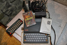 keux panique en cassette et le logiciel ZX Tri pour faire des fiches en basic sur zx81