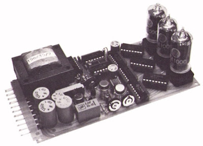 EVM100 digitale voltmeter. (© Jos Verstraten)