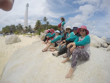 Paket One Day Trip Island Hopping