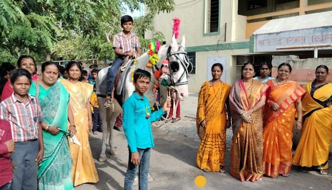श्री.रुक्मिणी विद्यापीठ संचलित मातोश्री ईश्वराम्मा विद्यालय व ज्युनिअर कॉलेज पंढरपूर या प्रशालेत नवोदित विद्यार्थ्यांचे स्वागत 