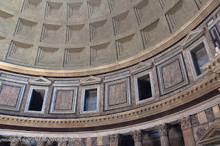 Pelas Praças de Roma e Pantheon