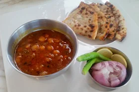 Kulche Chhole