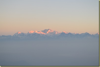 Kangchenjunga dawn coming-001