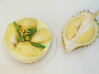 mousse-sau-rieng-durian-mousse-cake-1