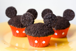 Easy Mickey Mouse Cupcakes With Oreos
