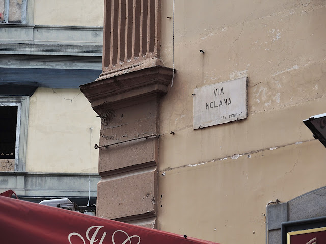 bead shops in via nolana in Napoli Italy