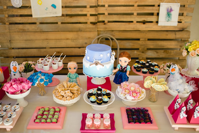 Frozen, aniversário, releitura, decoração, diy, faça você mesma, inspirações, tema frozen, doces, comidas