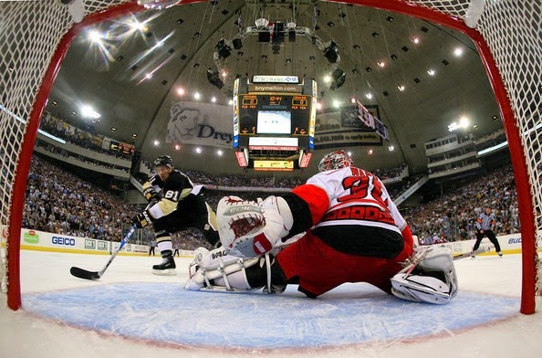 Carolina Hurricanes v Pittsburgh Penguins IneDrILGRThl