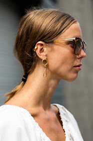 25 Best Yellow Gold Earrings — Street style jewelry huggie earrings