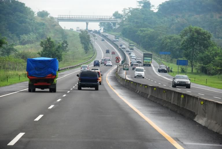 Cerita Mistis Seram di Tol Cipularang 1, Mobil Ngedim 