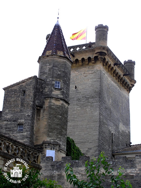 UZES (30) - Château ducal