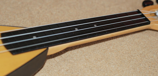 fluke ukulele neck