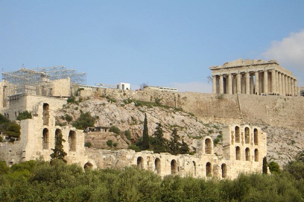 Υπόγεια Αθήνα, στοές, σήραγγες, μυστικά ποτάμια. Μύθοι και αλήθειες για την πιο κρυφή πλευρά της πόλης