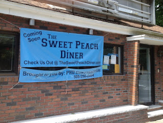 Photo of Sweet Peach Diner, Belmont, MA.