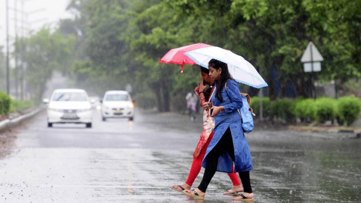 پنجاب کے مختلف علاقوں میں بارش کے بعدموسم خوشگوار ہوگیا