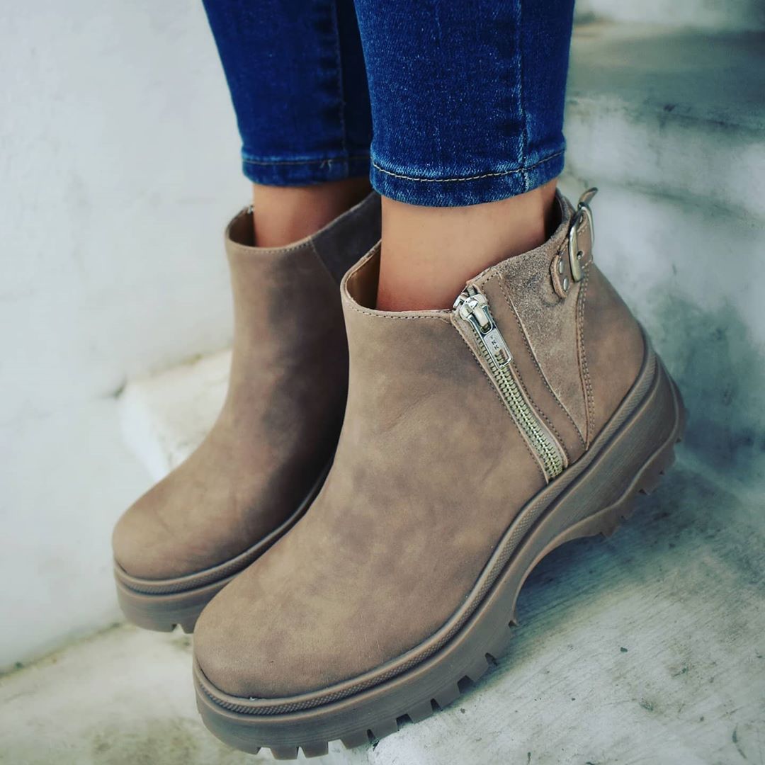 Botas de cuero invierno 2020 mujer taco bajo.