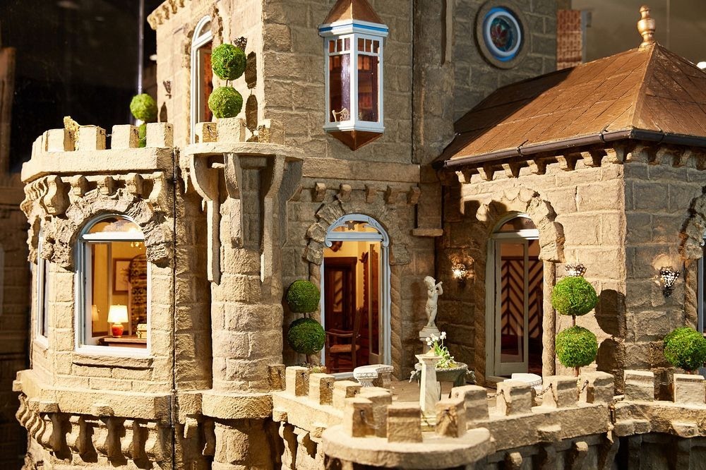 astolat-dollhouse-castle-2 astolat-dollhouse-castle-2