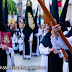 Reparto de papeletas de sitio en la Hermandad de la Divina Misericordia