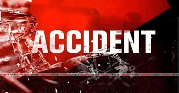 News, Periya, Kasaragod, Kerala, Accident, Injured, School-Bus, Students, Tipper Lorry hits School Bus; 15 including students injured