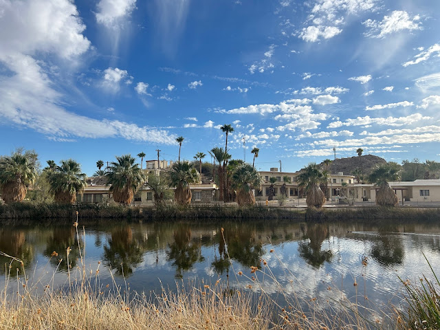 LAKE TUENDAE LOOP HIKING TRAIL ZZYZX ROAD