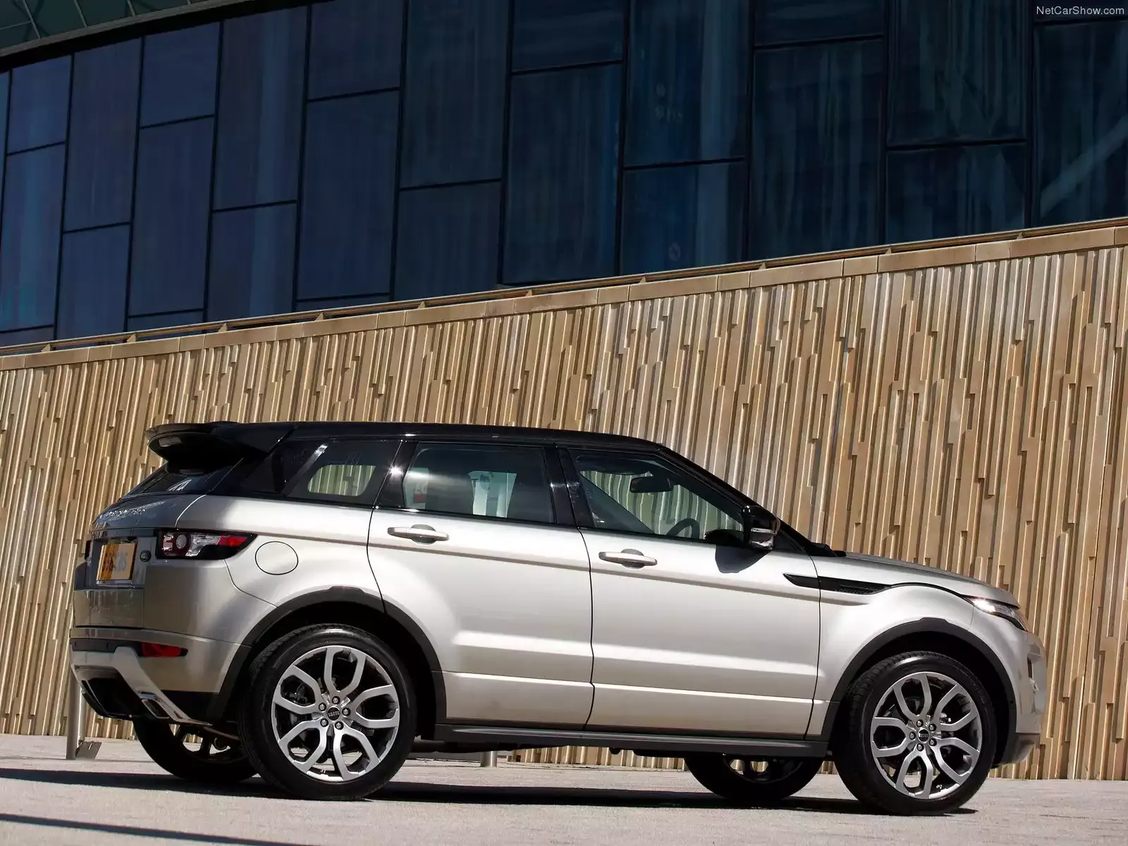 Hình ảnh xe ô tô Land Rover Range Rover Evoque 5-door 2012 & nội ngoại thất